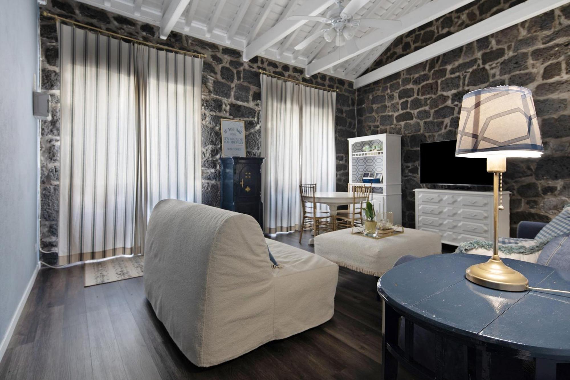 فيلا Pico Boutique House لاجيس ادو بيكو المظهر الخارجي الصورة